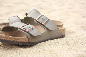 Read more about the article How Birkenstocks Became the Most Popular Sandal Brand