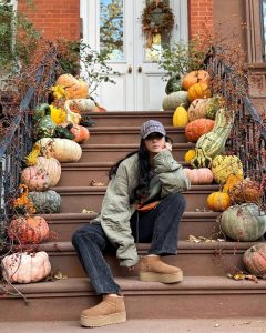 Read more about the article What Size UGGs Should I Get?