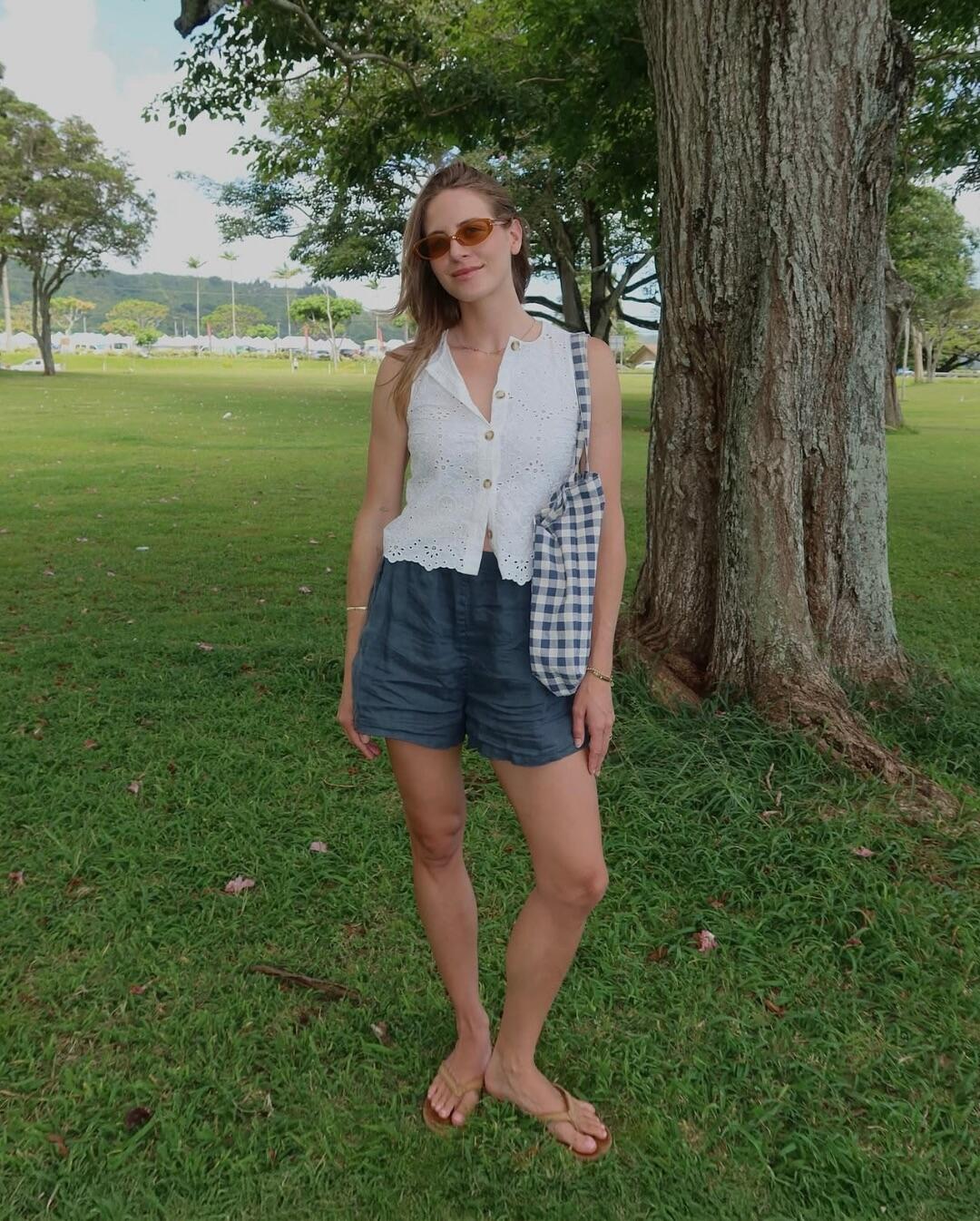 Read more about the article Step into Men’s Olukai Shoes: Comfort Meets Style