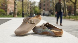 Read more about the article The Ultimate 2026 Guide to Birkenstock Clogs: Comfort, Health, and Style