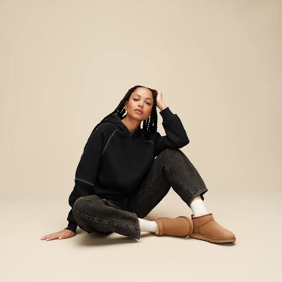You are currently viewing UGG Classic Mini vs. Ultra Mini: Which Boot Should You Buy?